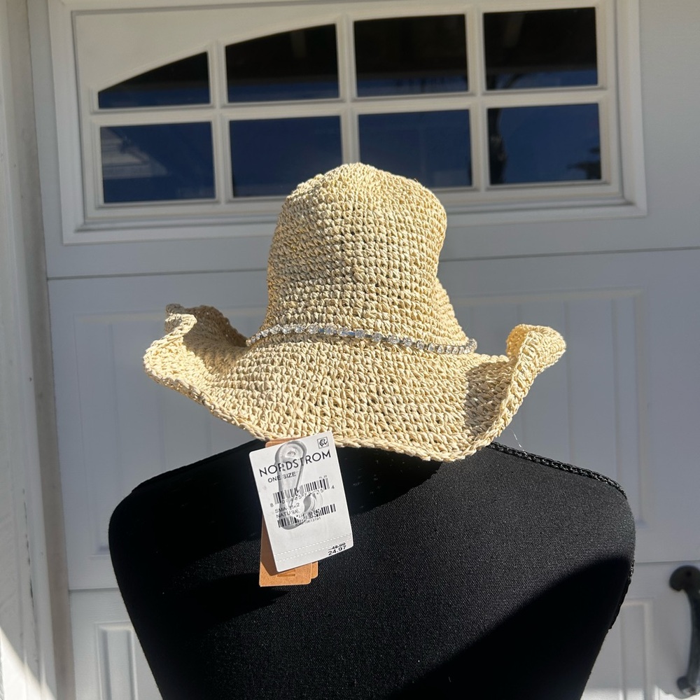 Steve Madden Tan Woven Hat with Bling - Picture 1 of 2